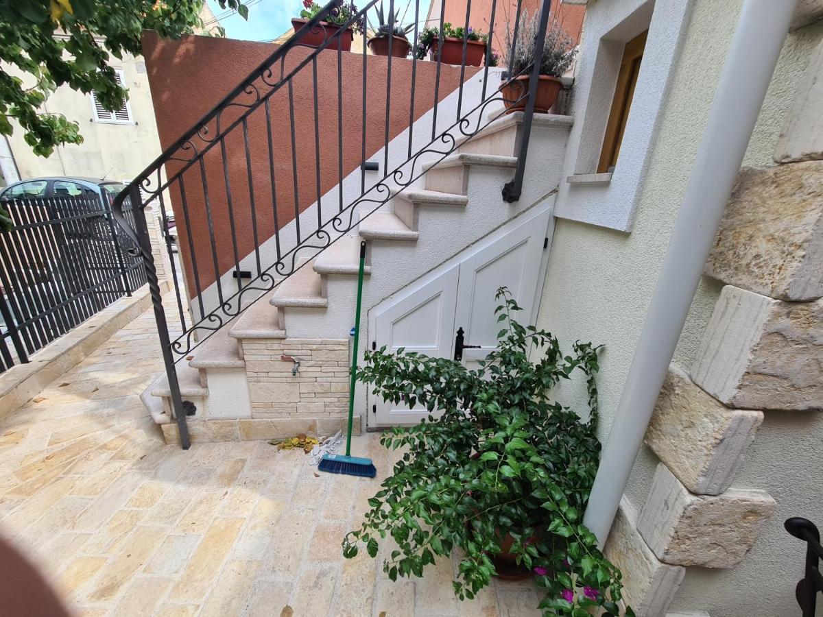 La Corte Di Kate-2 Biograd Na Moru Exterior foto